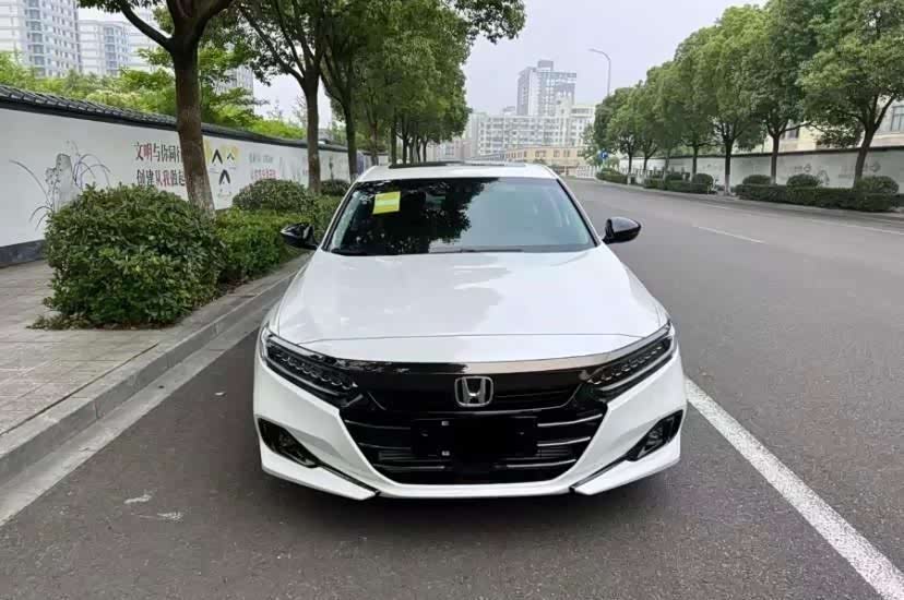 精打细算还是雅阁划算,18.88万入手1.5T尊贵版,这价买的值吗?