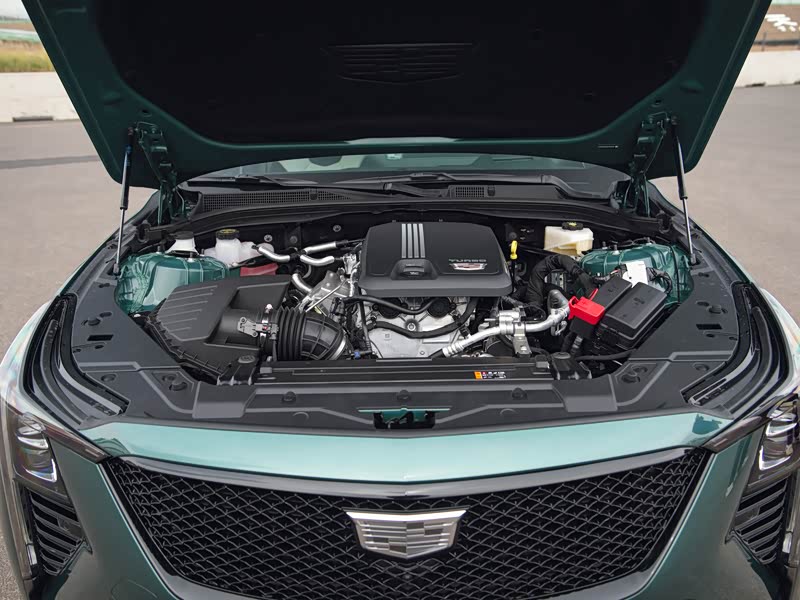 凯迪拉克CT5油耗实测7.5L/100km,高速更省油