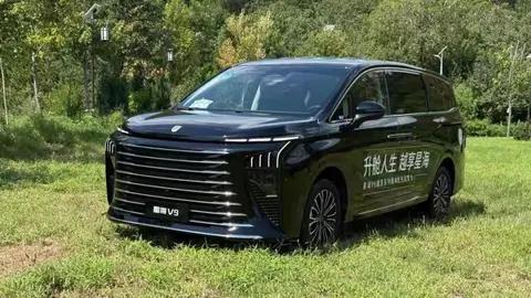 15万级新能源MPV!纯电续航200km,新款星海V9多场景试驾体验