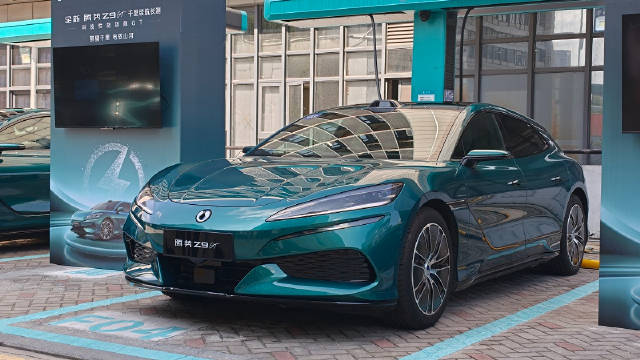 腾势Z9GT千公里长测仅充9分钟横跨三省