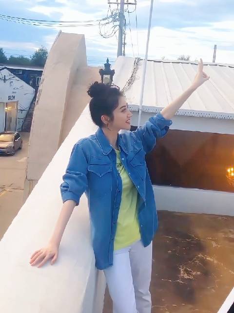 不给景甜吃辣条 | 景甜你是真的很不错 是妳，是妳 星河尽明意 万般皆是妳