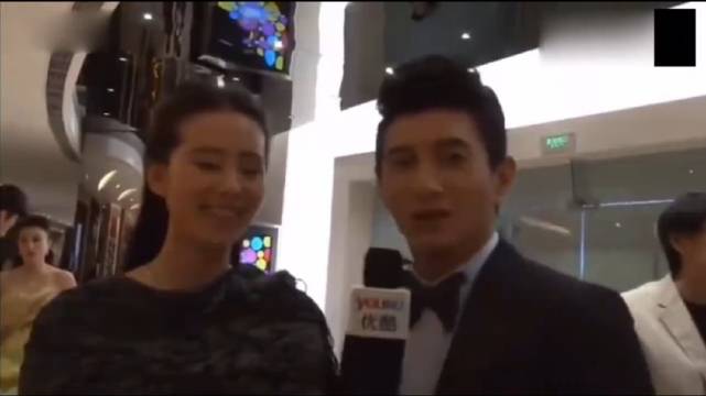 这个眼神啊，这么多年了，还是每看一次都觉得不好意思
