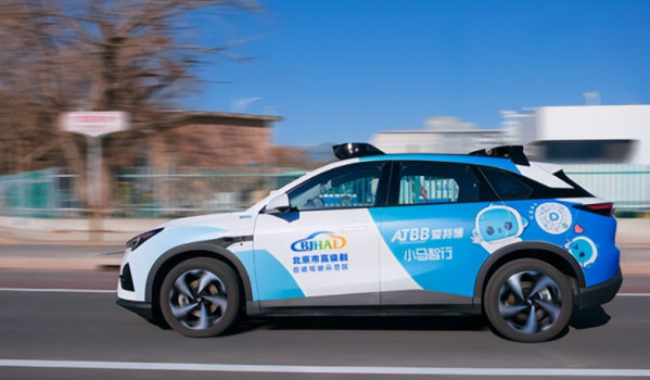 小马智行一季度营收大增145% Robotaxi业务持续提速