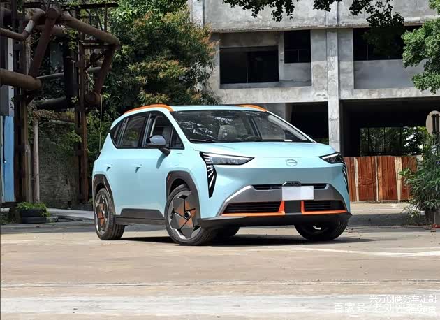 广汽AionY纯电动SUV,空间大、配置高,综合续航达到了600公里