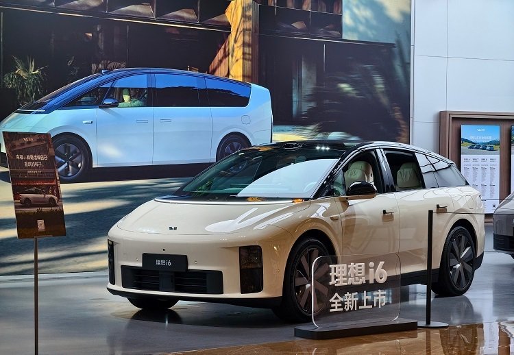 一个配置,23.98万起!理想i6,最大竞品是自家L6?