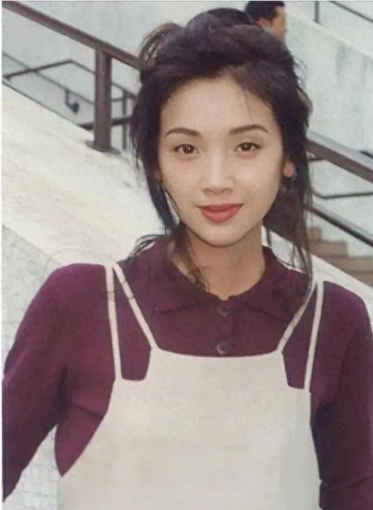 拒刘德华求婚，被家暴12年，“香港第一美女”现状让人心酸