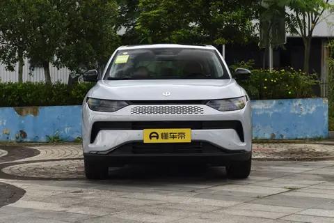 零跑C11 2024增程式200智享版:20万预算SUV新选择,值得入手吗?