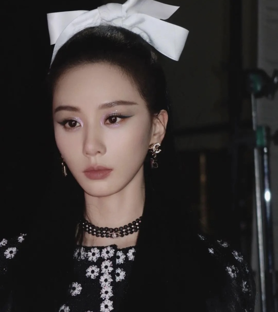 刘诗诗“堕仙妆”火了，时隔5年杀回古装，2部剧都美翻天_新闻
