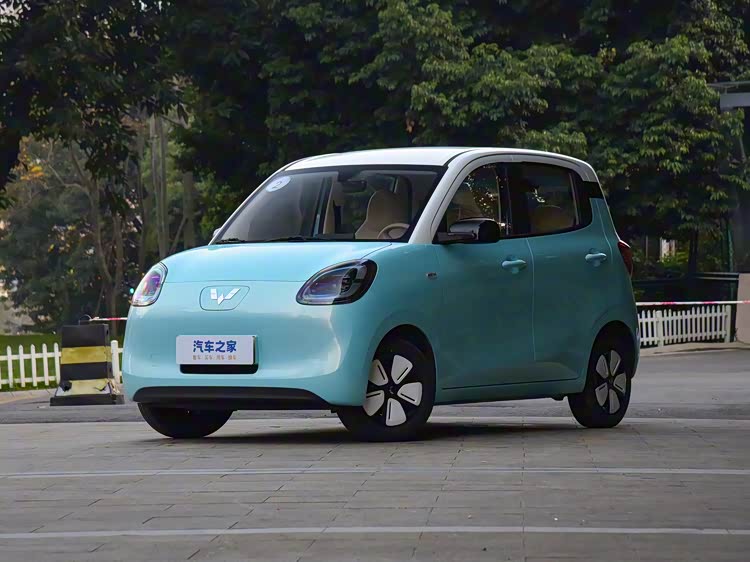 宏光MINIEV四门版上新,301公里续航5.58万能买吗