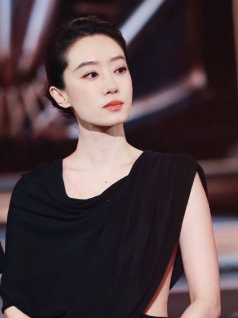 张小斐与贾玲合作票房超88亿，单飞新片仅3.93亿