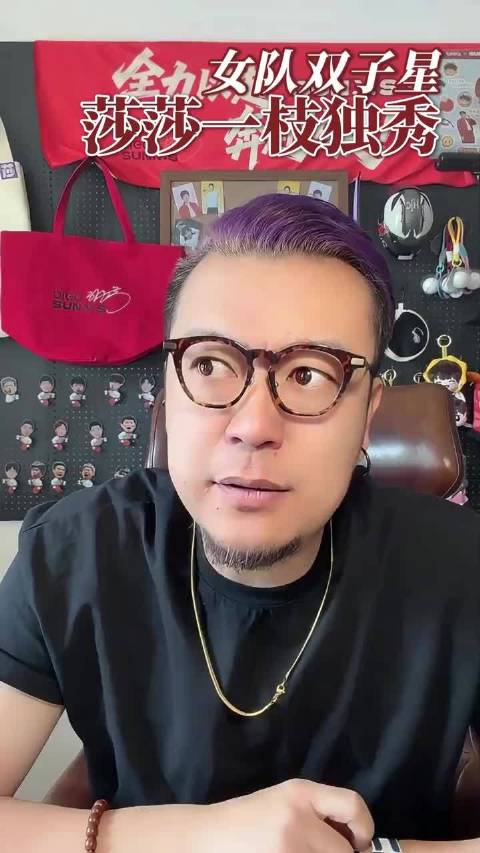 都是双子星~~~ 兵乓球 王曼昱