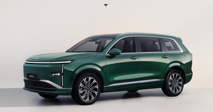 “亲民派”大六座SUV 五菱星光L预售 选它还是等奕派M8和星海V6？