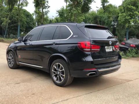 宝马X5二手车:谁买最合适?不同年份价值解析