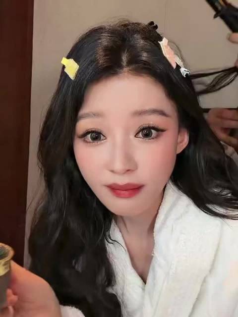 孙怡直播调侃高反不及浪姐，范玮琪现大碴子口音