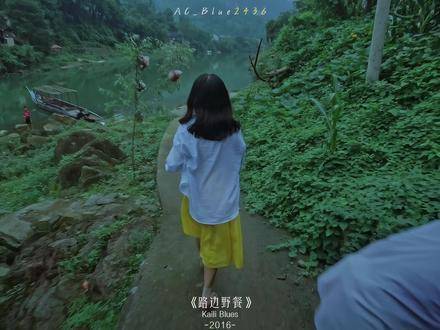 “为了寻你，我栖身于鸟眸深处，凝望每一缕穿行的风……”