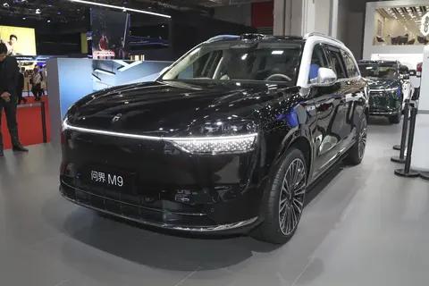预算40万买新能源，选问界、蔚来还是宝马i3？