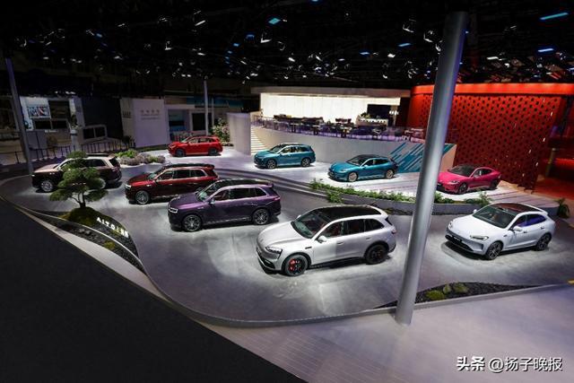 鸿蒙智行独家包馆：五界全系车型首次集结2026粤港澳大湾区车展