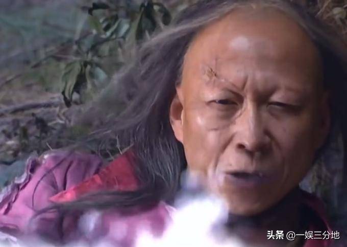 神雕侠侣李明祖孙三代用一个张脸，跟妈妈像同龄人，媳妇是圈外人_母亲_妻子_显得