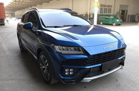 不用等众泰了，国产版“URUS”已亮相，这次是北汽的作品 - QQ