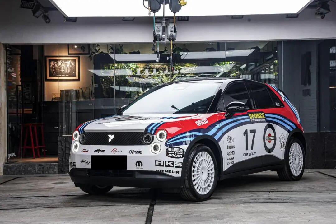 蔚来萤火虫:设计为骨,社群为魂