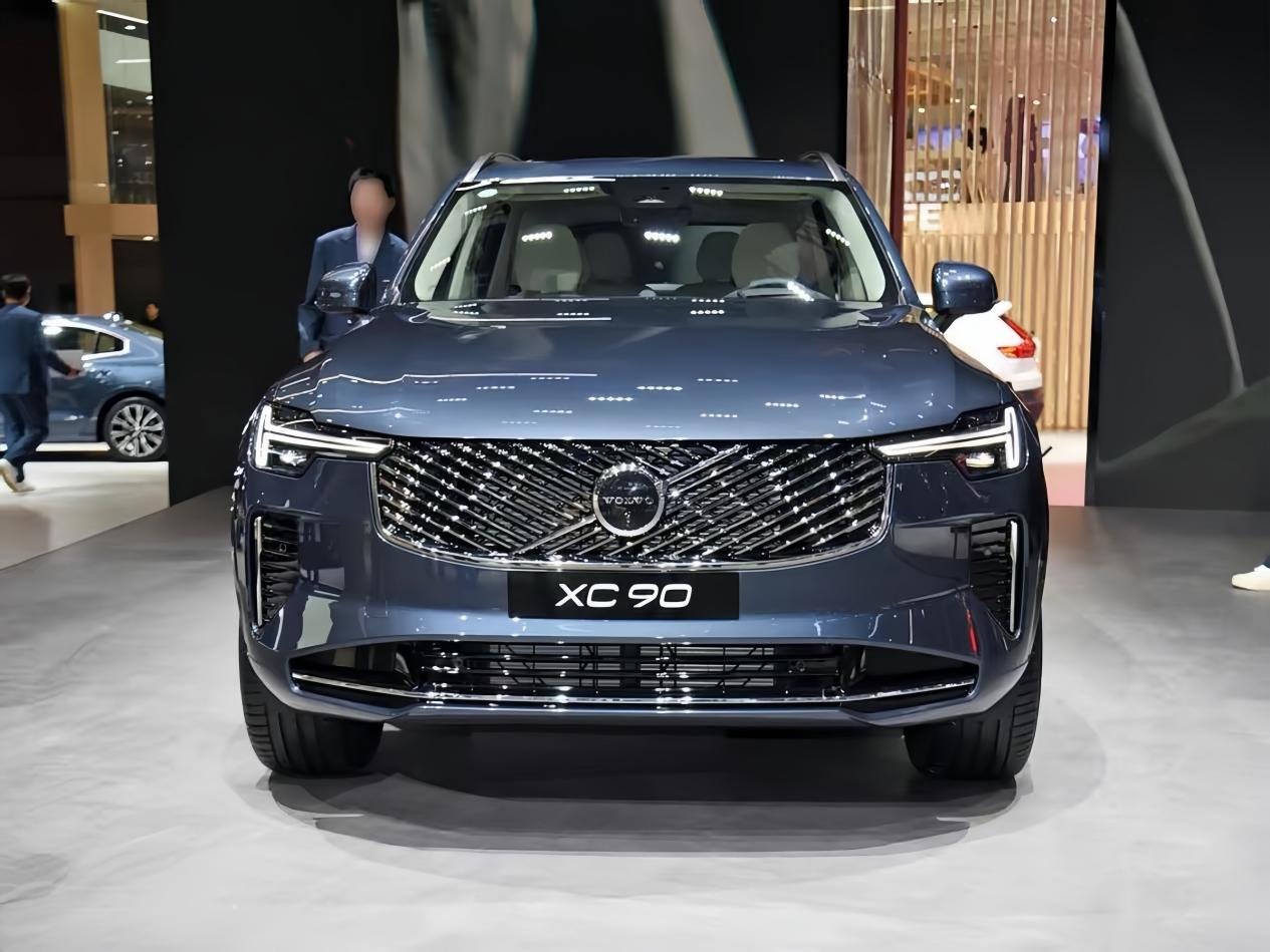2026 款沃尔沃 XC90 后备箱改用户心坎上了吗？