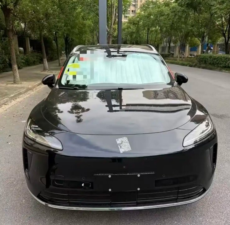鸿蒙智行“第五界” 尚界H5低伪装谍照曝光 | BitAuto