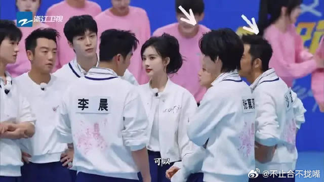一直非常磕豹豹猫猫在奔跑吧里的真情流露