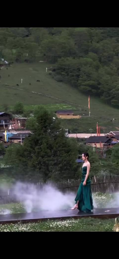 赵今麦也给人仙气飘飘的感觉！