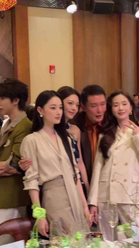 仙剑龙葵再聚首!刘诗诗赵今麦郭晓婷合照引爆全网,16年回忆杀谁懂?