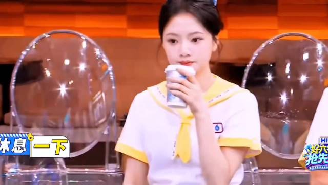 关晓彤和任敏这段对话太可爱了，没想到两个人都是甜妹！