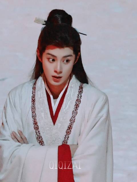 这位妹妹好漂亮啊～棣景行大美人无疑