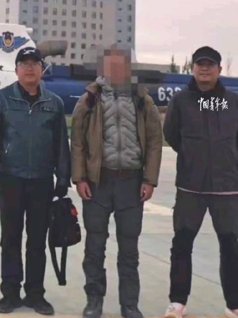 男子穿越哈拉湖被困，警方空地联动成功救援
