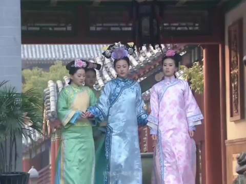 刘心悠明艳五官抢镜，刘诗诗气质风骨更耐看
