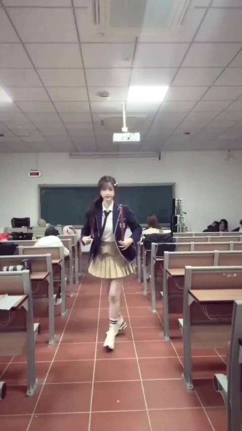虞书欣六一营业，好萌好可爱