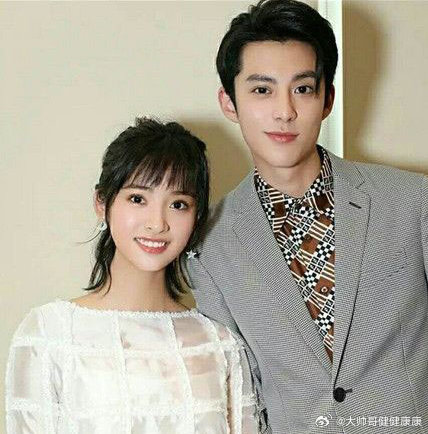 这场综艺风波对王鹤棣和沈月未来的事业合作会产生什么影响？
