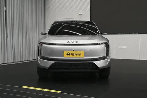 大尺寸豪华纯电 SUV 好开吗?深度体验上汽奥迪 E7X,优缺点聊透