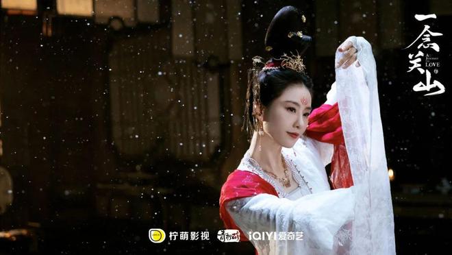 星解读|刘诗诗:以作品为“名片”，延续事业黄金期|若曦|古装剧|步步惊心|古装扮相_订阅