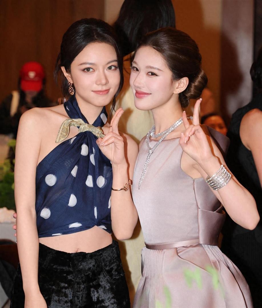 Vogue合照合集来啦，赵露思赵今麦合影，帅哥美女们同框好养眼_新闻