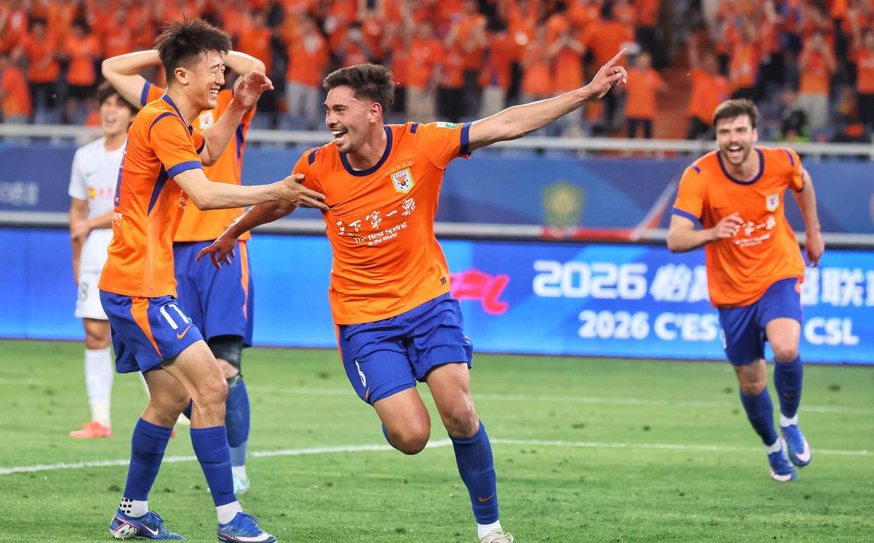 山东泰山3-1战胜铜梁龙，马德鲁加双响助球队迎三连胜