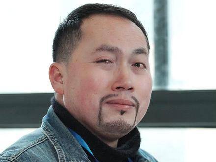 拒绝加班，却演绎出《霸王别姬》的悲怆张力