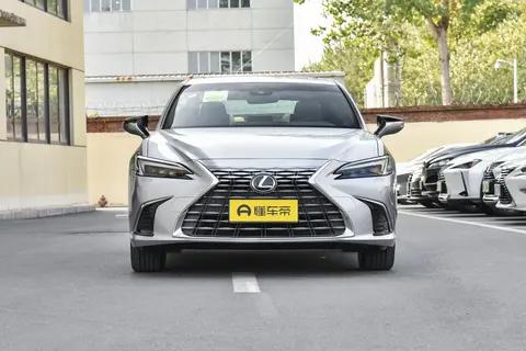 雷克萨斯ES养车成本大揭秘!月均1400元驾驭豪华轿车