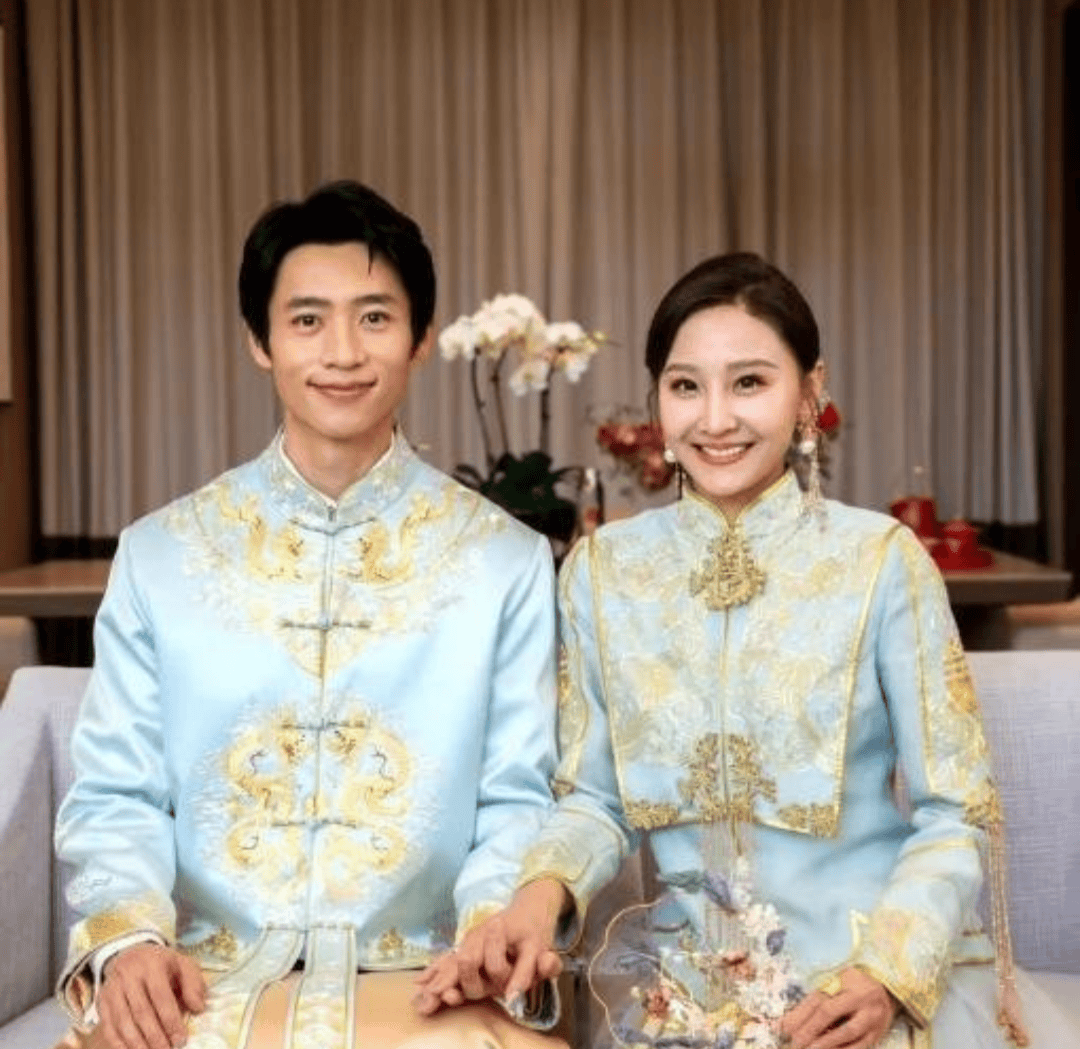 魏晨海底求婚大型翻车现场火出圈,浪漫直接被小鱼半路截胡