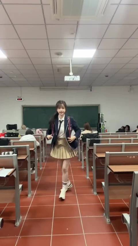 校服欣欣限定返场