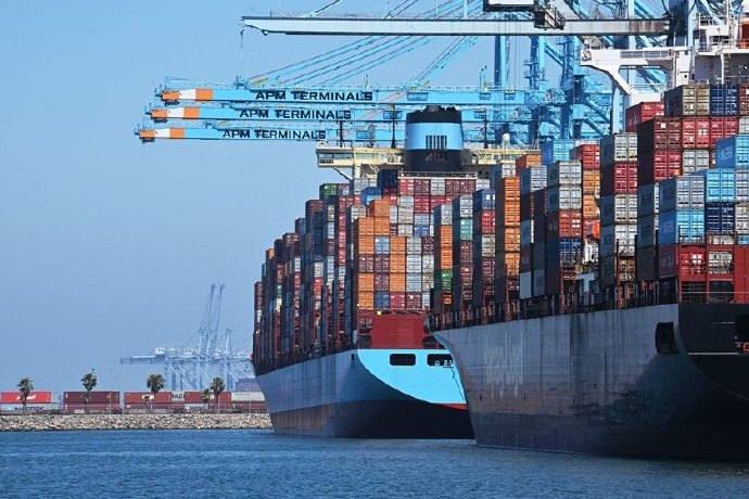 美国征收12.5%关税，对中国的电动车、光伏产业冲击有多大？