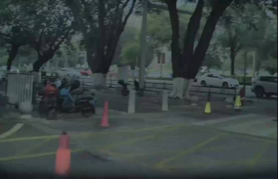 揽胜这么折腾一下下，修理费得多少钱啊？以后保费的高与低和性别有关系吗？