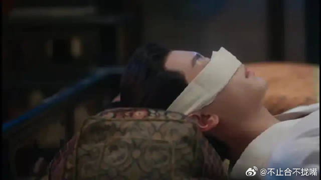 颜南星给商别离修鼻，商别离欺软怕硬，只敢骂江心白