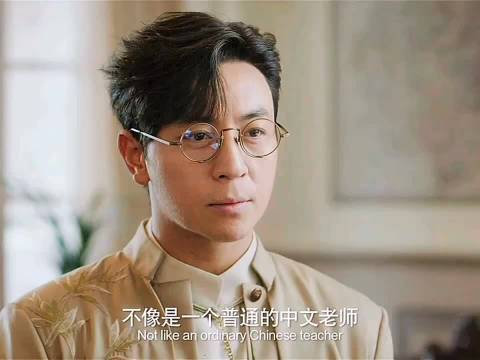 释小龙新片《卧底神探》上线，白天教师夜晚面具侠惩奸除恶