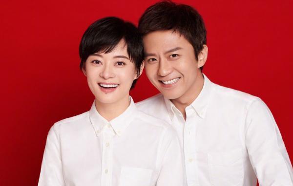 邓超孙俪庆祝结婚九周年，对比两人文案内容，邓超没走心？