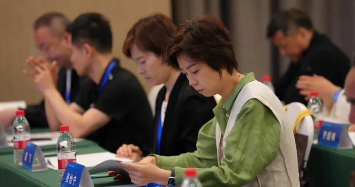 张怡宁首次回家乡任职 当选北京市乒协新一届理事