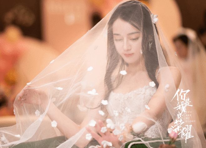 杨洋、迪丽热巴发长文告别《你是我的荣耀》，愿大家都闪闪发光！